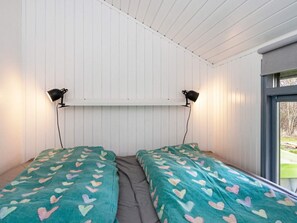 House | 3 bedrooms, individually furnished