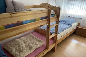 Apartamento | 2 quartos, individualmente mobiliados