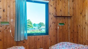House - 4 Person Holiday Home in Augustenborg (Augustenborg)