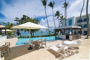 Outdoor pool - Luxurious 1 Bedroom Ocean View Suite @ Lifestyle Holidays Vacation Club (Cabarete)
