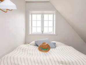 House - 6 Person Holiday Home in Fano (Fano)