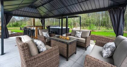 Egg Harbor Fall & Winter Escape| Sauna| Hot Tub.