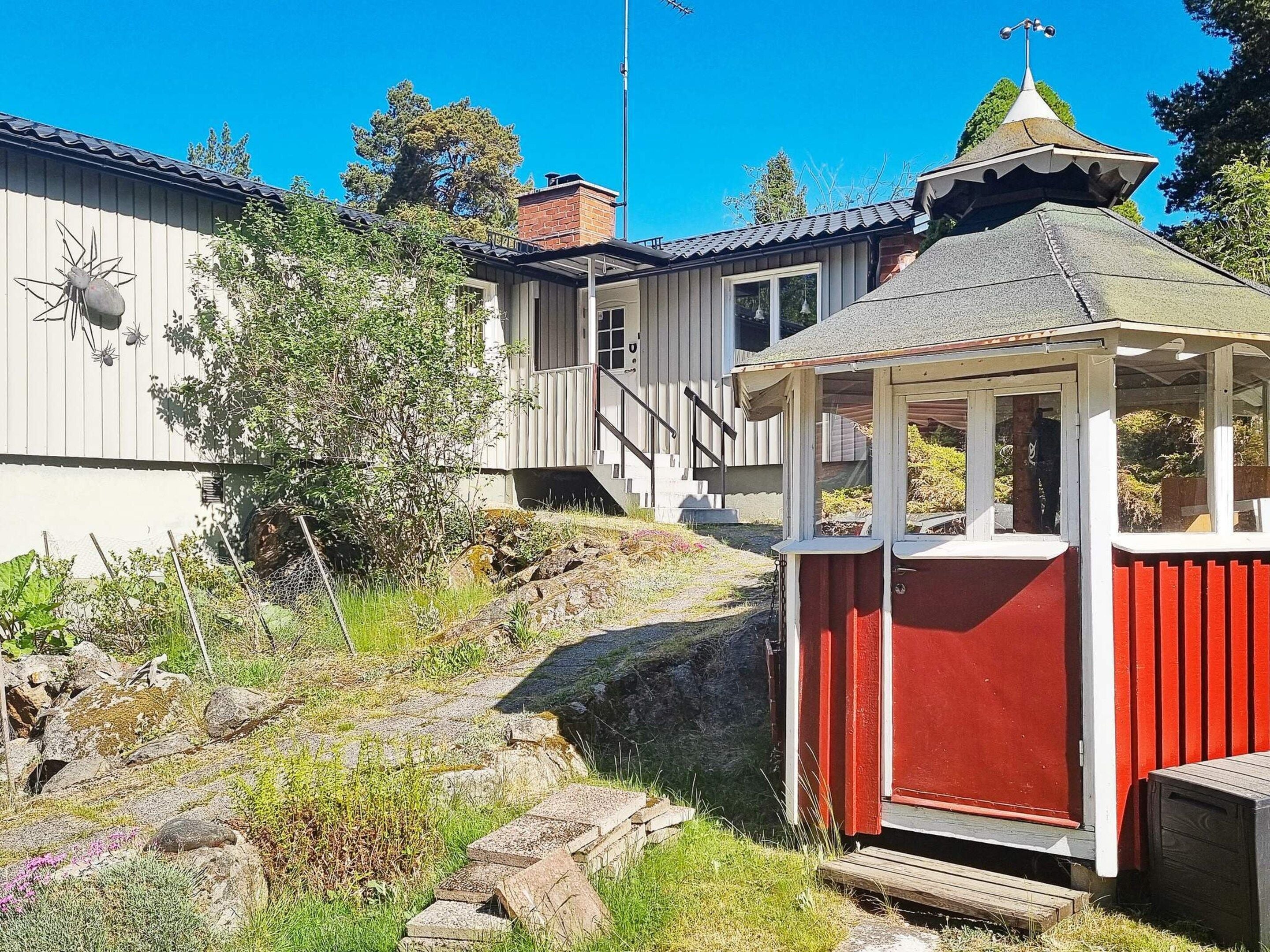 House | Exterior