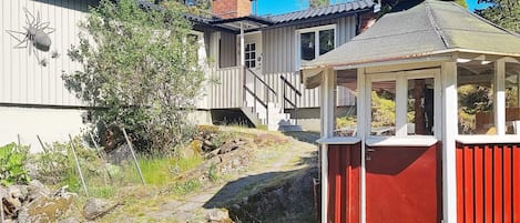 House | Exterior