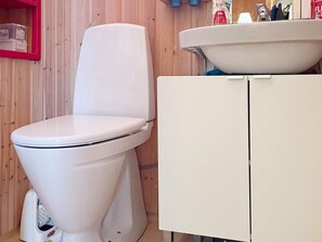 House | Bathroom