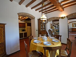 Dining - Belvilla by OYO Villa Vittoria (Cortona)