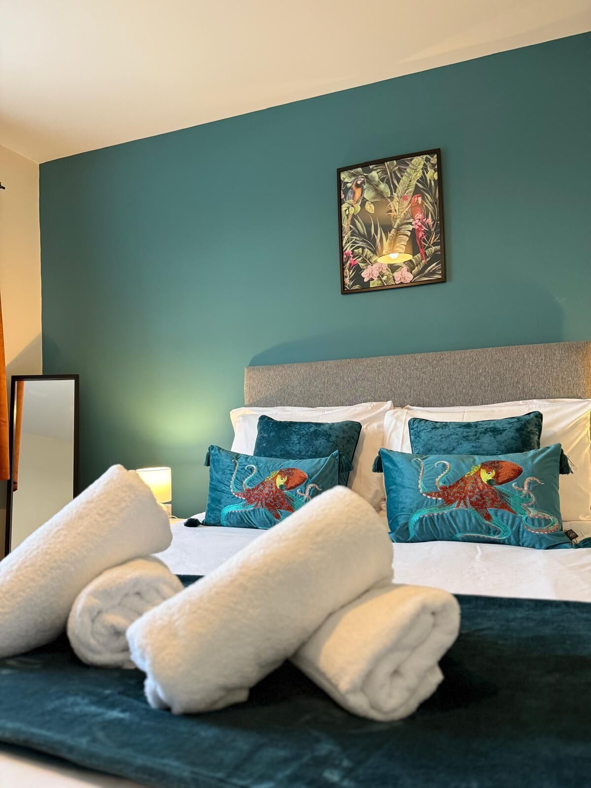 5 bedrooms, iron/ironing board, travel crib, free WiFi