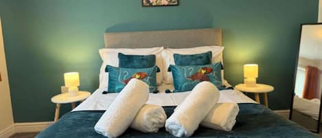 5 bedrooms, iron/ironing board, travel crib, free WiFi