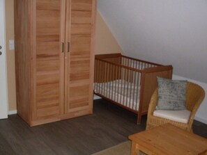 Apartment | 3 bedrooms, iron/ironing board