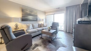 Villa, 1 Katil Raja (King), Balcony (862 Ketch Court) | Ruang tamu | TV 