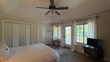 3 間睡房、熨斗/熨衫板、免費 Wi-Fi、床單