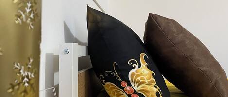 5 chambres, fer et planche Ă repasser, Wi-Fi, draps fournis