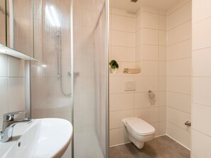 Apartment | Bathroom