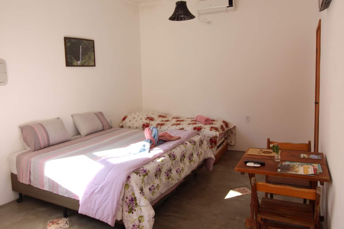 Deluxe Room, Garden View | 1 bedroom, individually decorated, laptop workspace, free WiFi