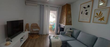 TV connectée, cheminée