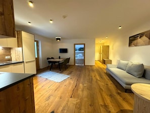 Dining - Apartment in Stubaital Near Ski Lift (Neustift Im Stubaital)
