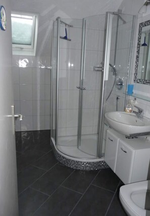 Apartment | Badezimmer