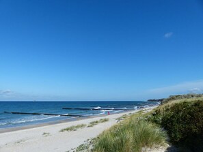 Beach - Apartment in Ostseebad Ahrenshoop (Ostseebad Wustrow)
