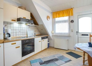 Hus | Eget kök | Ugn, vattenkokare och brödrost