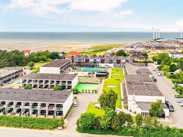 4 Person Holiday Park Home In Glesborg - Båstad