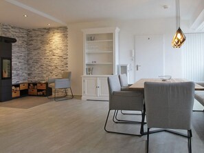 Dining - Penthouse Apartment With Pool (Groemitz)