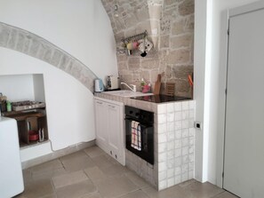 Apartment | Private kitchen - Apartment in Martina Franca Near Basilica (Martina Franca)