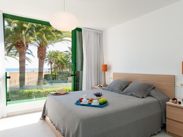 Rumah | 3 kamar tidur dan dilengkapi dengan perabotan berbeda-beda