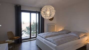 House | 2 bedrooms, individually furnished, iron/ironing board
