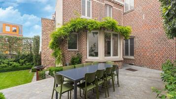 Villa | Dining