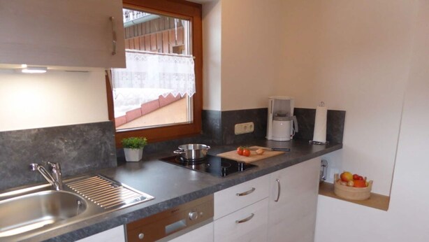 Apartment | Private kitchen - in the Kennerknecht Country House (Obermaiselstein)