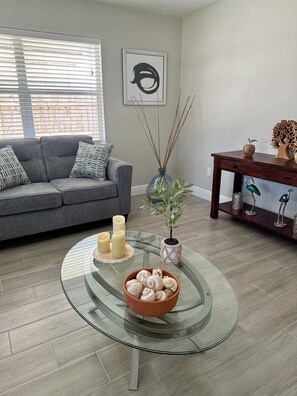 Living area - Cocoa Beach Villa (Merritt Island)
