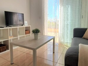 Living room - Belvilla by OYO Apartment in Arona (Arona)
