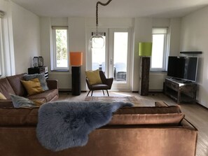 Living area - Villa Eb&vloed28a Comfortable Vacation Home (Kamperland)