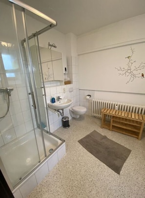 Bathroom - Holiday Apartment Luna (Ruedesheim am Rhein)