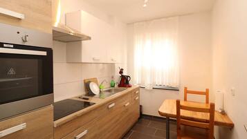 Apartment | Private kitchen | Electric kettle