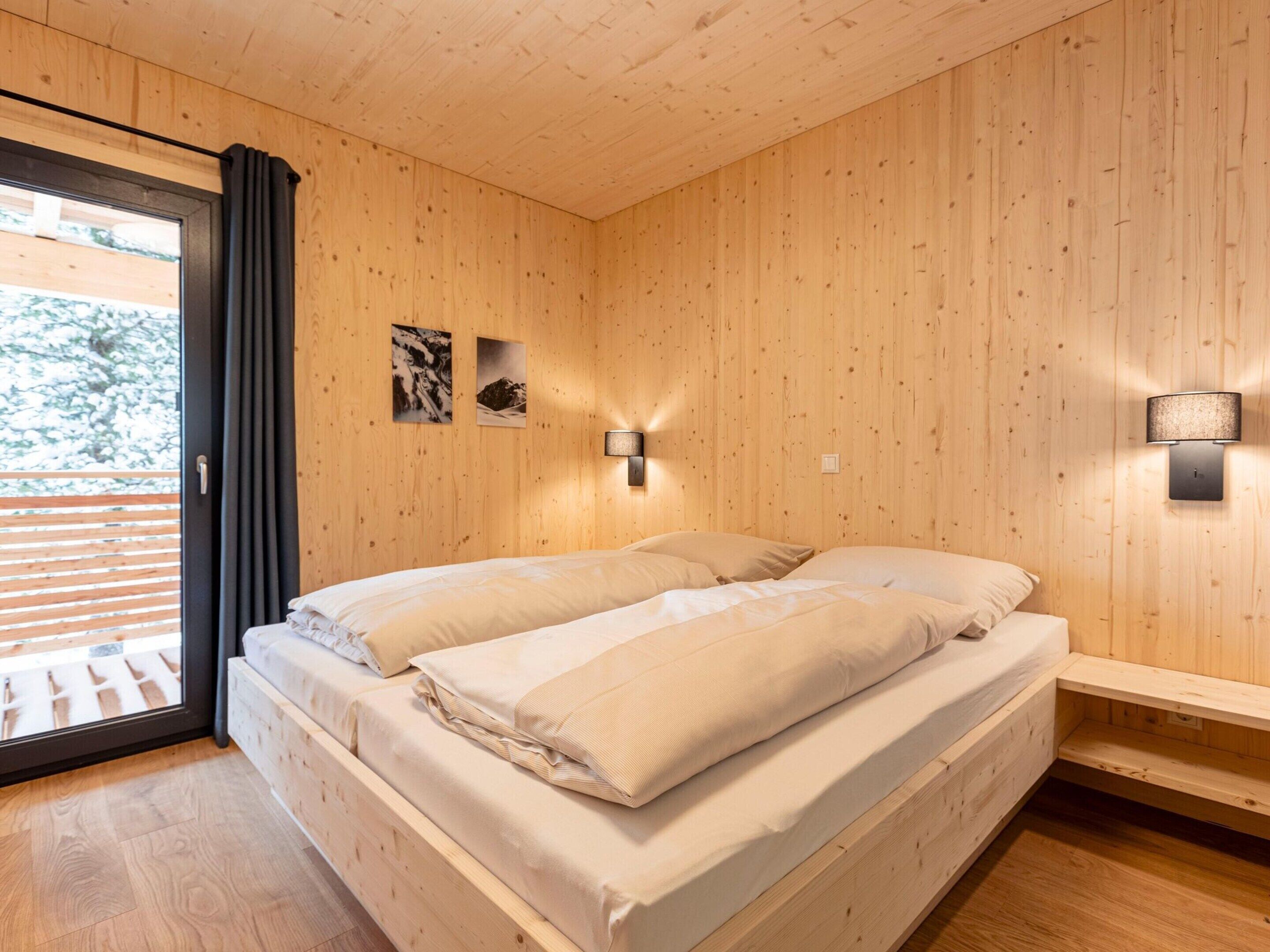 Chalet | 4 bedrooms, bed sheets