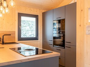 Chalet | Private kitchen | Stovetop, coffee/tea maker