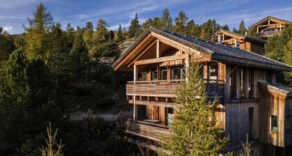 Natural Chalet With Whirlpool