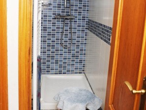 House | Bathroom