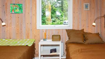 House | 3 bedrooms, individually furnished