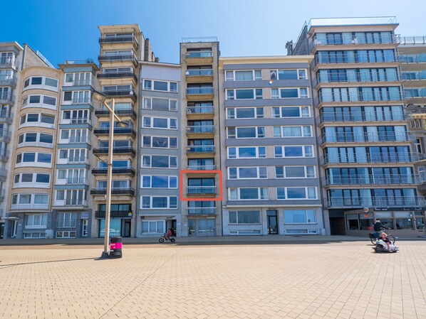 Exterior - Apartment With 3 Bedrooms and sea View (Middelkerke)