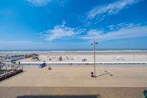 View from property - Apartment With 3 Bedrooms and sea View (Middelkerke)