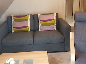 Living area - Holiday Apartment by the Forest (Waren (Müritz))