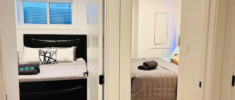 2 habitaciones, tabla de planchar con plancha, wifi y ropa de cama