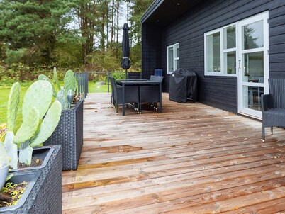 6 Person Holiday Home in Hals