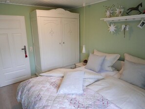 Ferienhaus | 1 Schlafzimmer, individuell eingerichtet