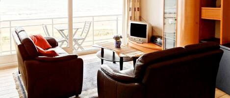 Apartment | Living room