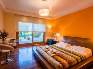Villa | 7 Schlafzimmer, individuell eingerichtet