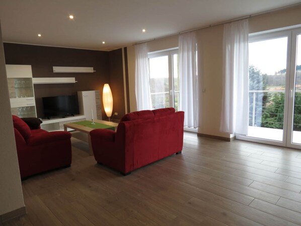 Apartment | Living area - Apartment on the Ground Floor on the Wachberg (Sebnitz)