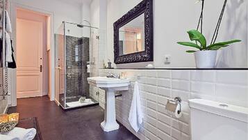Villa | Badkamer
